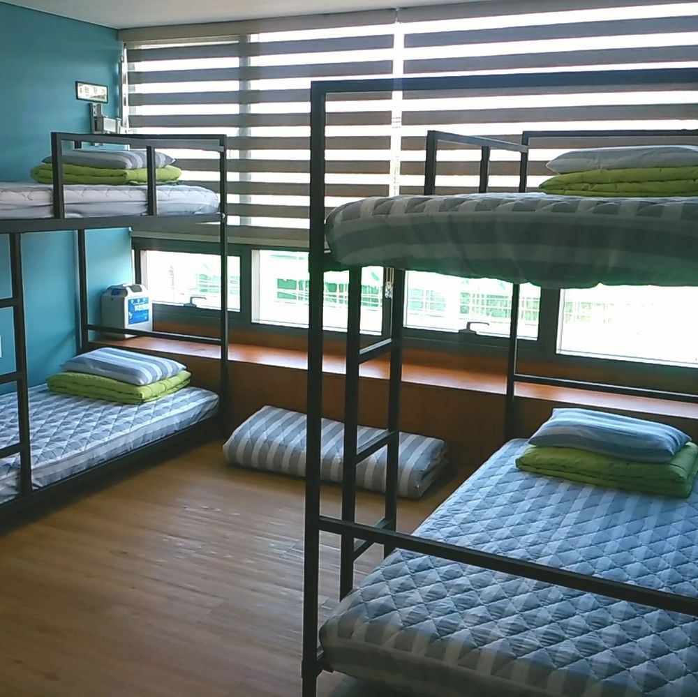 1004 Hostel Guesthouse Yeosu Exterior photo